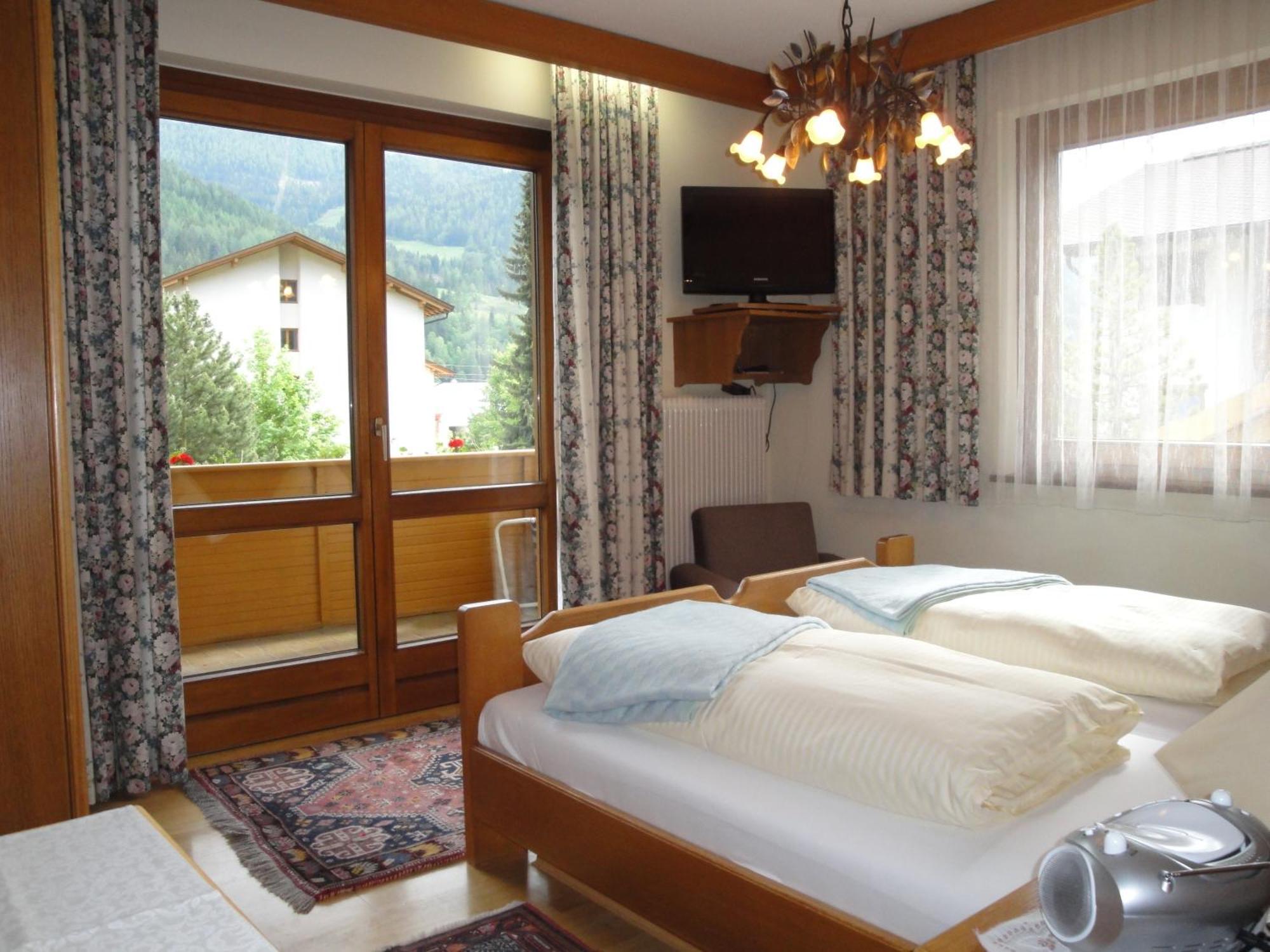 Pension & Appartement Steinwender Бад-Кляйнкірхгайм Екстер'єр фото