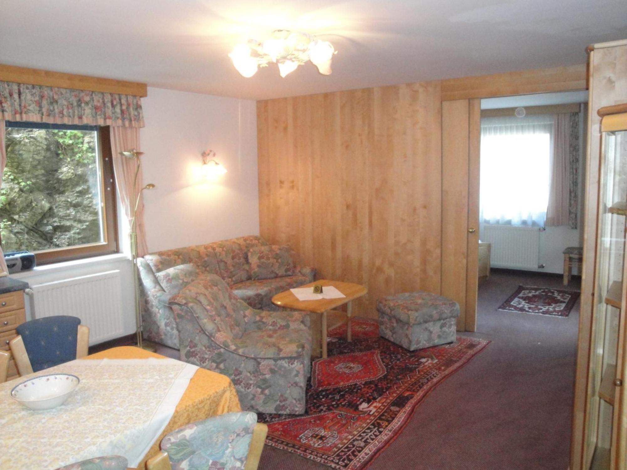 Pension & Appartement Steinwender Бад-Кляйнкірхгайм Екстер'єр фото