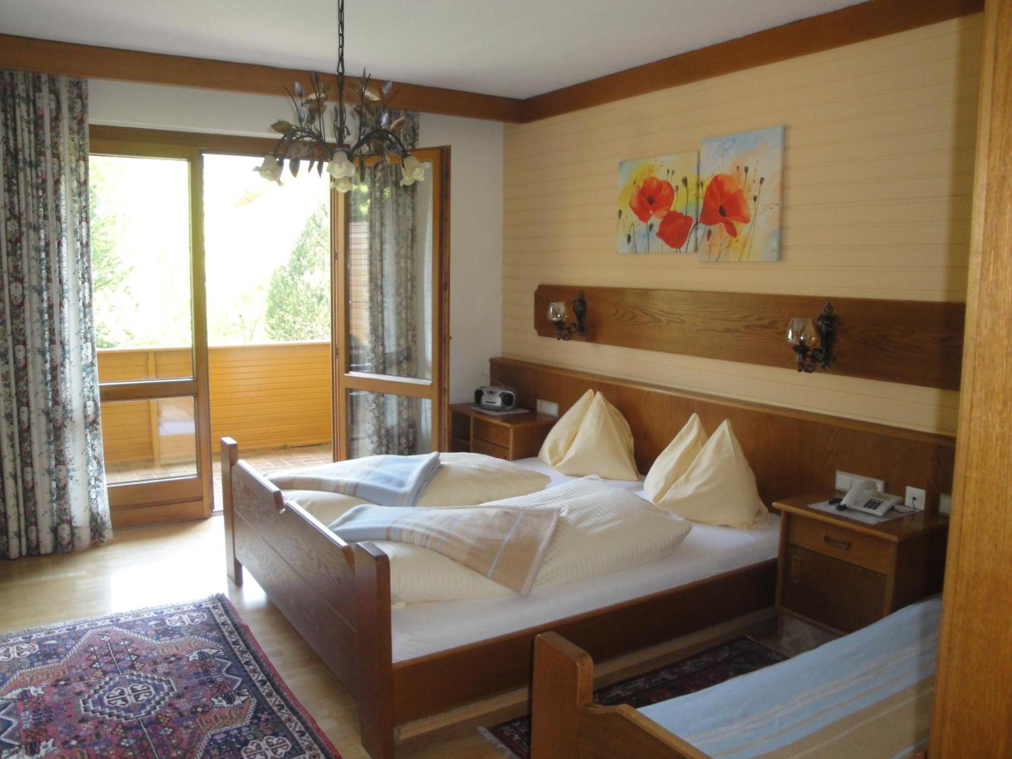 Pension & Appartement Steinwender Бад-Кляйнкірхгайм Екстер'єр фото